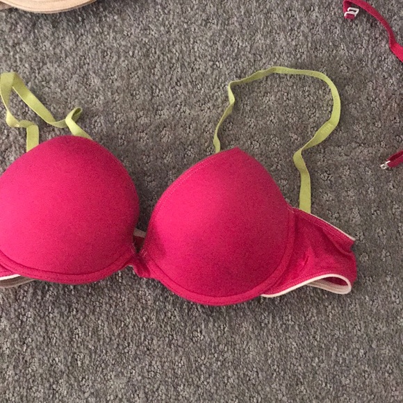 Aerie Bra's - Picture 6 of 7